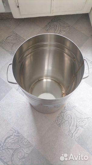 Бак нержавейка с крышкой
