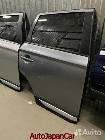 Mitsubishi Outlander 3 Правая дверь задняя