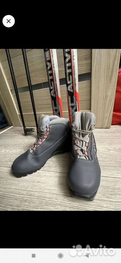 Лыжные ботинки