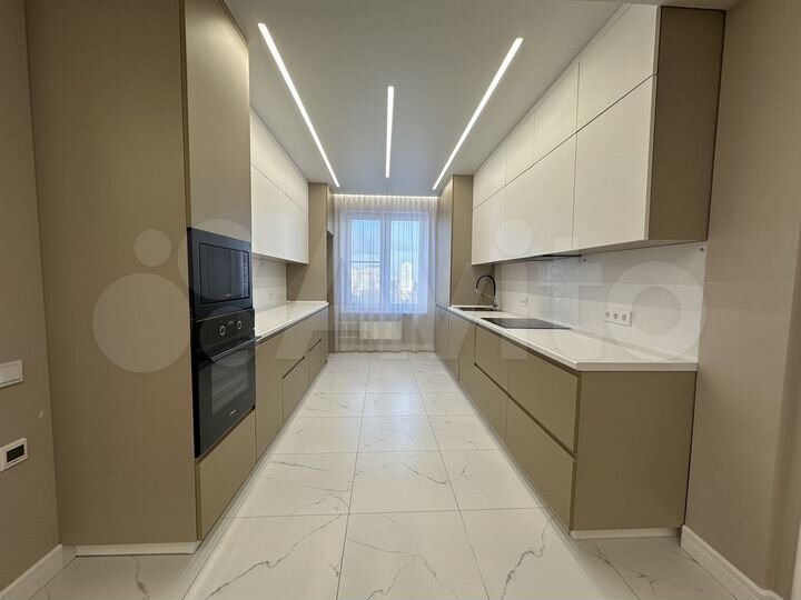 4-к. квартира, 142 м², 8/16 эт.