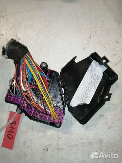 Блок предохранителей Volkswagen Passat B5 Audi A6