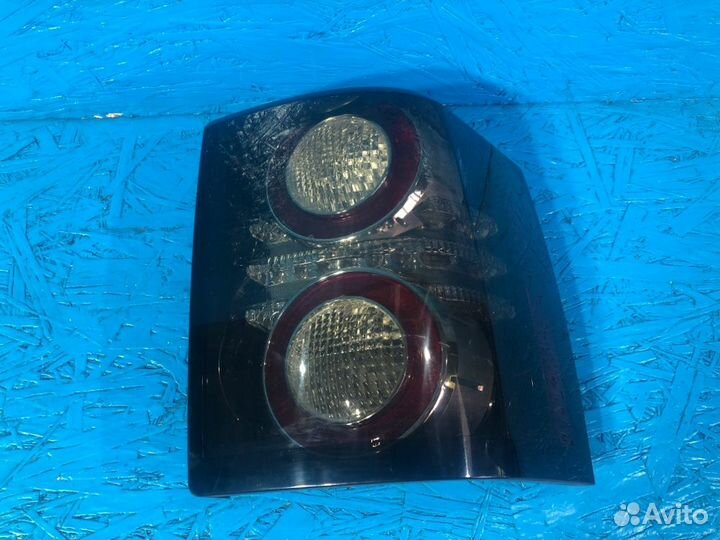 Стоп сигнал задний правый Range Rover L322 3.6
