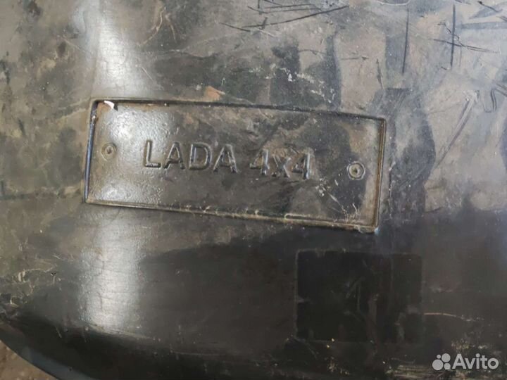 Подкрылки 4x4 LADA