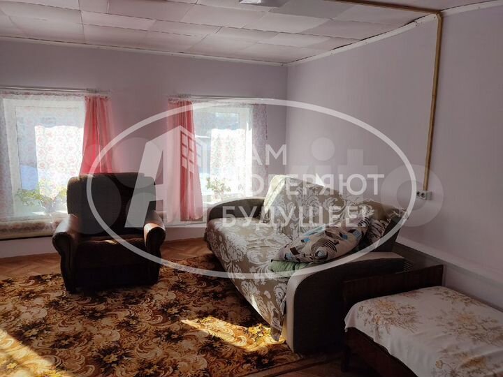 Дом 38 м² на участке 8 сот.