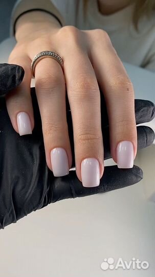 Маникюр и педикюр