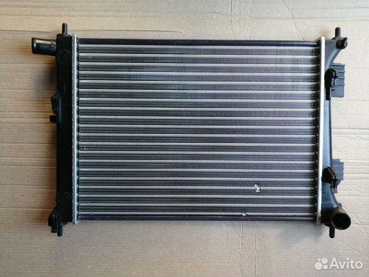 Радиатор hyundai Solaris Кia Rio
