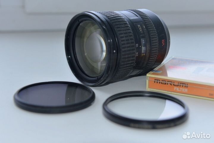 Объектив Nikkor 18-200 VR