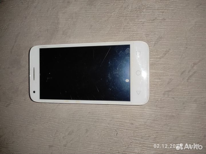 Alcatel One Touch 5019D PIXI 3 (4,5), 8 ГБ