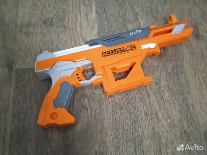 Nerf accustrike falconflre