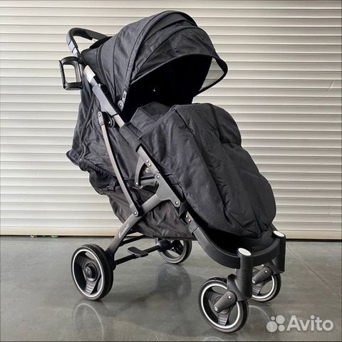 Детская прогулочная коляска