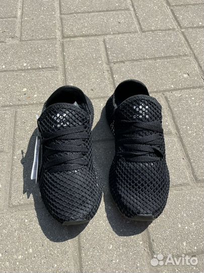 Кроссовки adidas deerupt runner женские