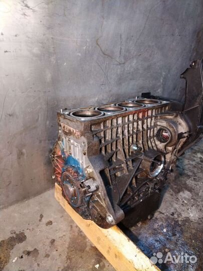 Блок цилиндров VAG BBY 1.4