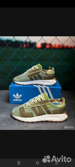 Кроссовки adidas retropy e5