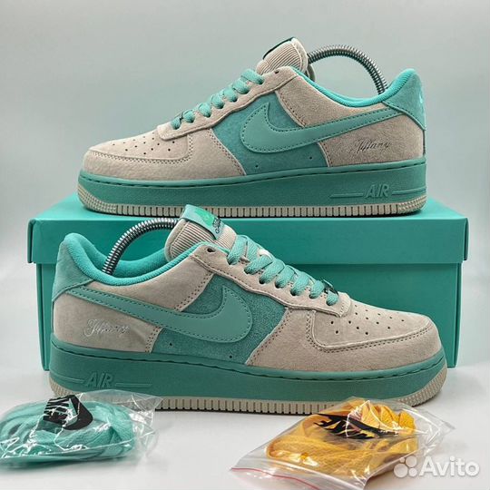 Кроссовки Nike Air Force 1 x Tiffany