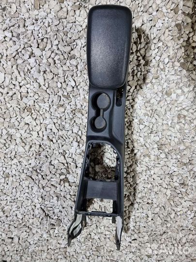 Подлокотник Крета