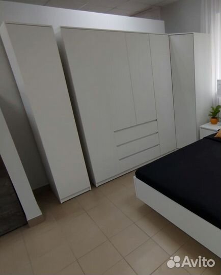 Шкаф 160 см белый лофт новый в наличии