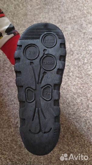 Резиновые сапоги