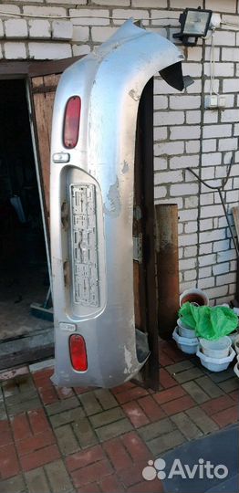 Бампер задний dodge neon Chrysler neon