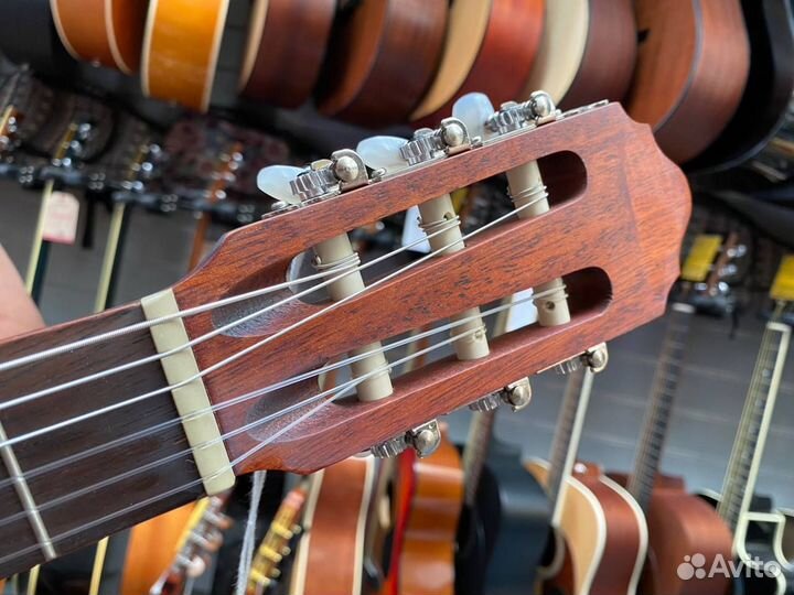 Классическая гитара 3/4