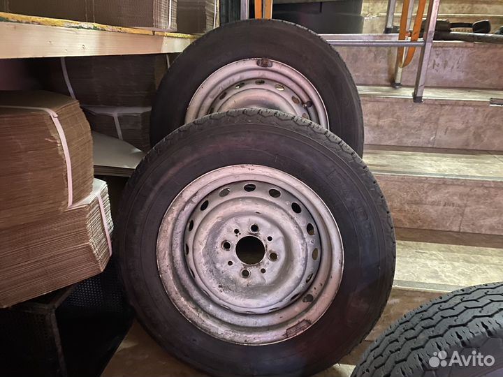 R13 Шины СССР БЛ-85 175/70, PCD 4x98 DIA 58.6