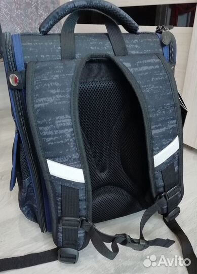 Рюкзак школьный новый