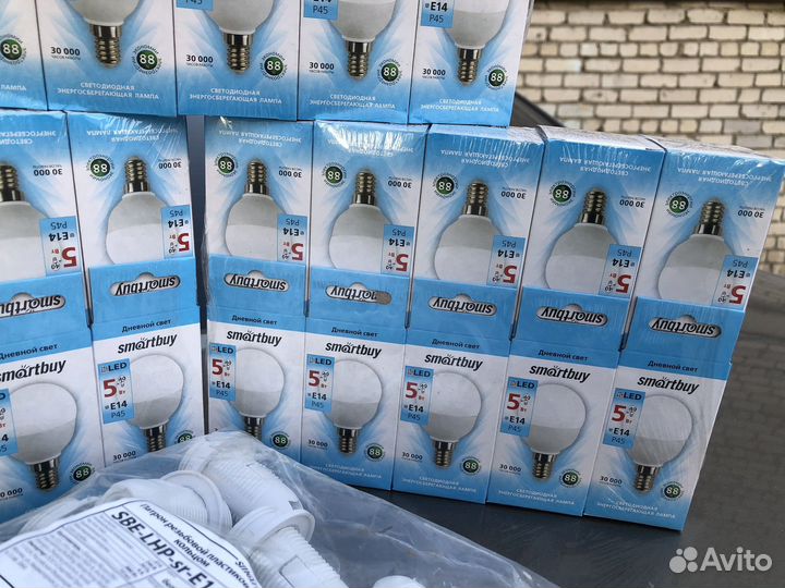 Лампочки е14