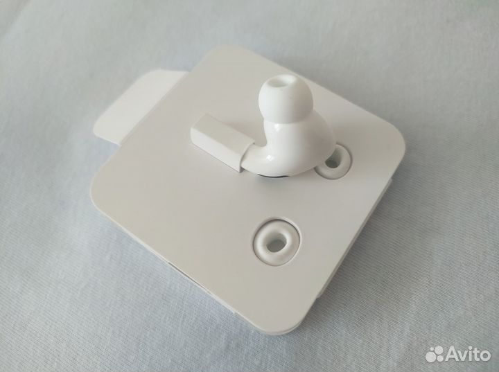 Airpods pro левый наушник новый