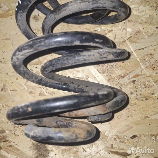 Задние пружины на Volkswagen golf 5