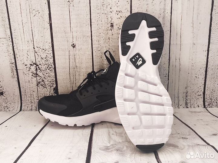Кроссовки Nike черные
