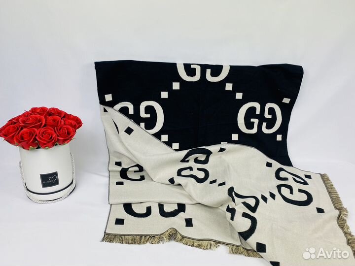 Палантин Gucci