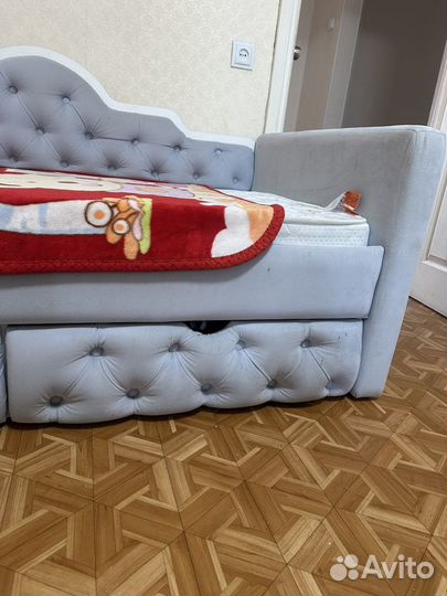 Кровать-диван детская бу