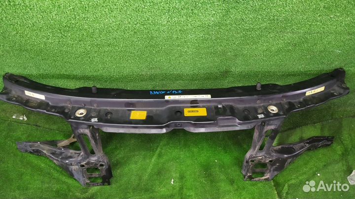Телевизор Land Rover Range Rover vogue M62B44 2004