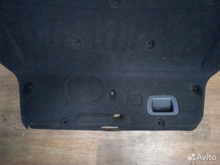 Обшивка крышки багажника Hyundai Sonata седан G4GC