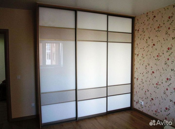 Стенка в гостиную