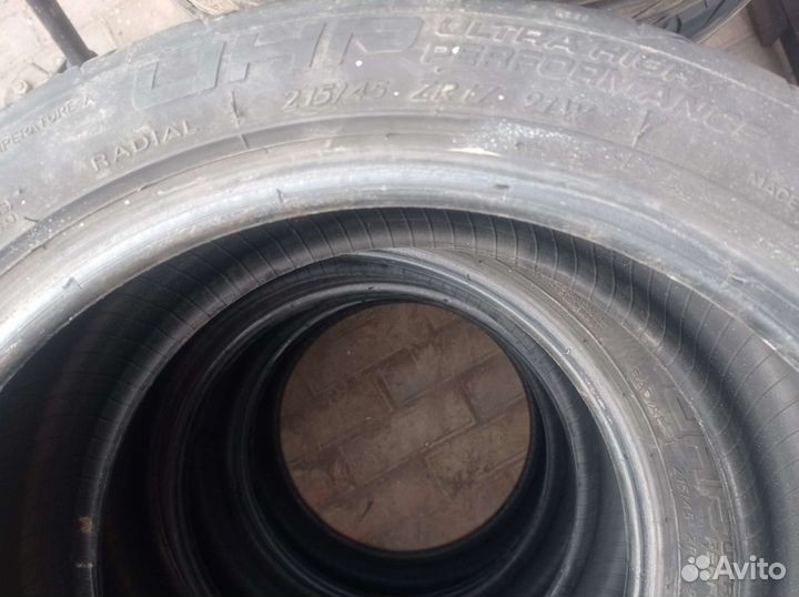 Tigar UHP Ultra High Performance 215/45 R17