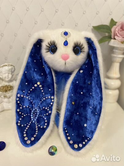 Зайка паван из искусственного меха