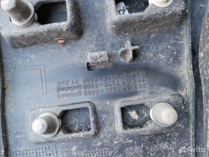 Расширитель крыла передний левый Audi Q7 4M 2015