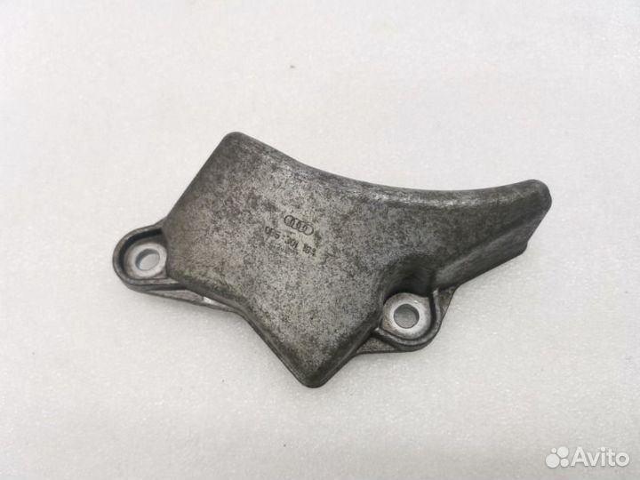 Кронштейн АКПП правый Audi A6 C7 2.0 TDI 2018