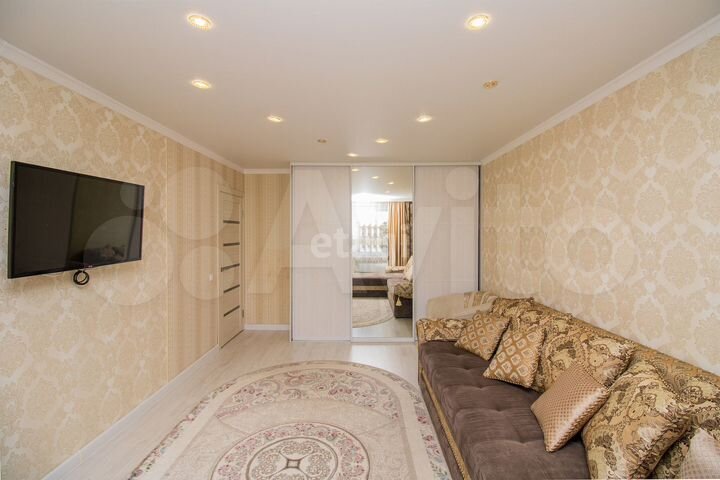 3-к. квартира, 90 м², 12/14 эт.