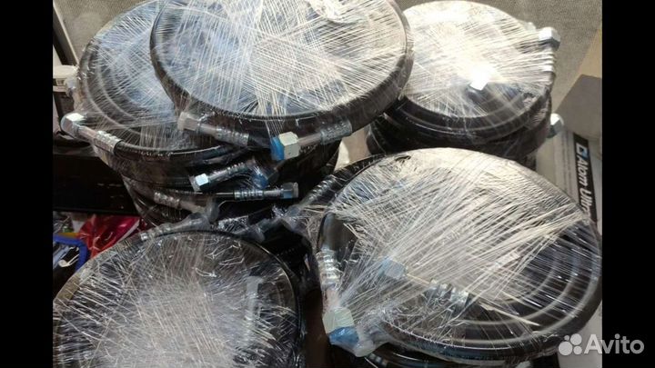 Mitsubishi Pajero 4 трубки, шланги автокондиционер