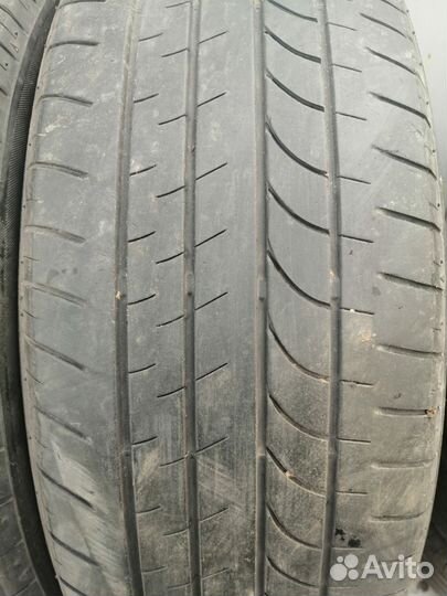 Bridgestone Dueler H/L 33A 235/55 R20