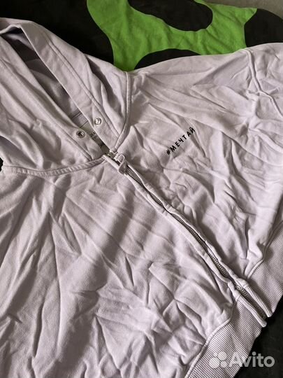 Укороченная кофта на молнии