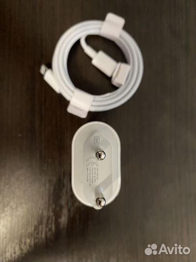 Зарядка на iPhone 20w Блок и кабель