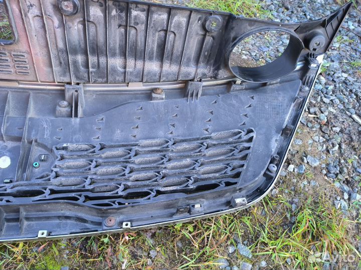 Решетка радиатора kia sorento 2