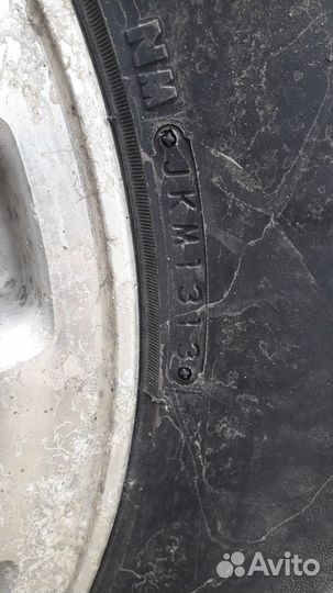 Bridgestone B70 275/70 R16