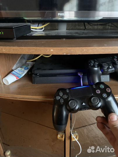 Sony PS4 slim