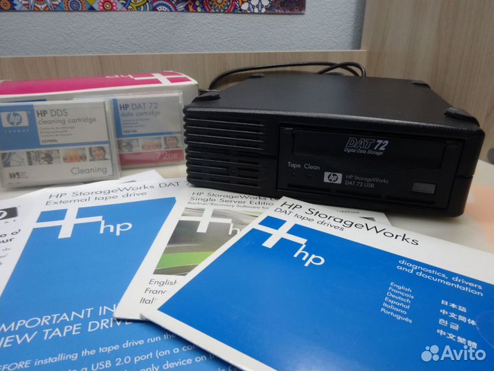 Стример HP StorageWorks DAT 72 USB (комплект)