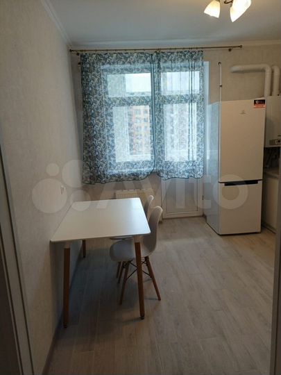 1-к. квартира, 38 м², 12/15 эт.