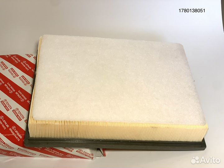 Воздушный фильтр Toyota 1780138051
