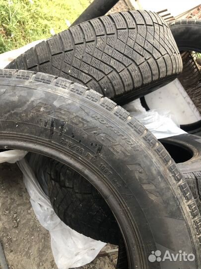 Pirelli Ice Zero 225/65 R17